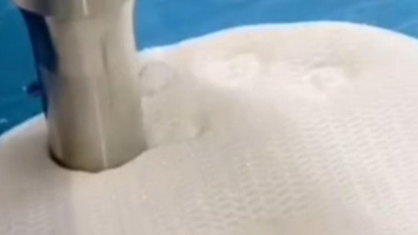 “超声波”焊接的压花工艺