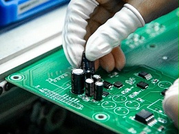 技术分野与市场合围：五大超声波焊接设备的生存法则