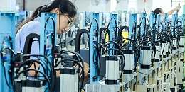 灵科超声波-产品生产流水线