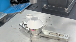 灯具超声波焊接