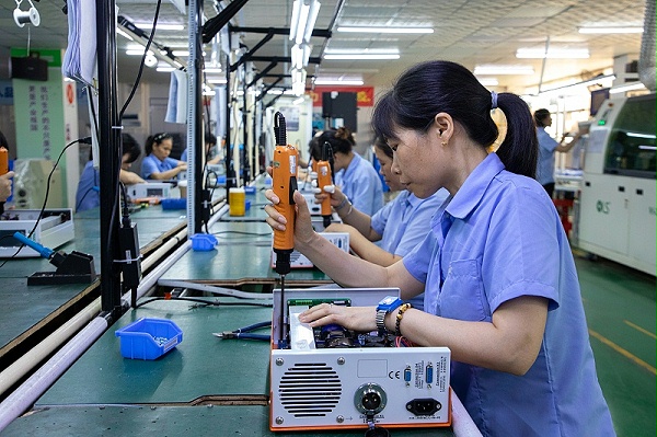 灵科超声波-敬业的灵科人