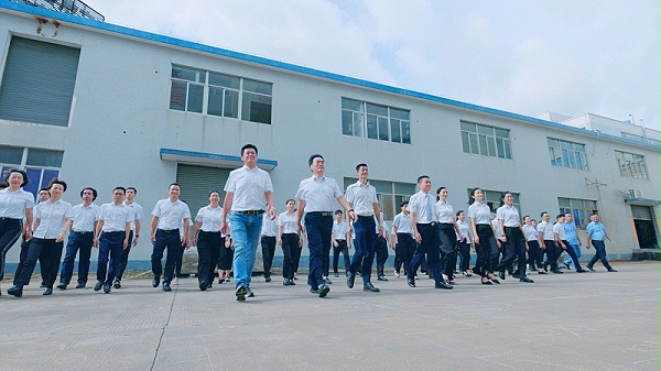 灵科超声波企业员工