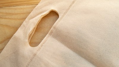 <i style='color:red'>超声波滚轮花边机</i>：引领广州纺织业新风尚