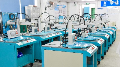 灵科<i style='color:red'>超声波焊接碳粉回收盒</i>：高效环保的智能制造新方案