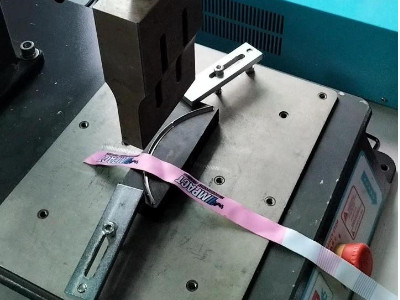 灵科超声波-吊绳粉焊接