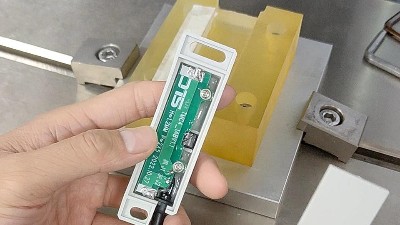 超声波焊接机在<i style='color:red'>传感器组件焊接</i>应用的技术详解