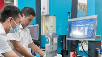 两次赌注，让灵科超声波硬刚欧美巨头，成为<i style='color:red'>全球第一</i>