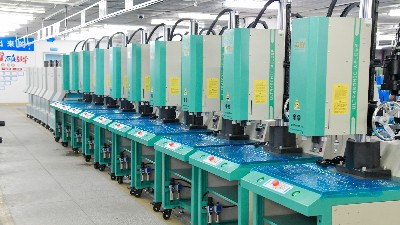 灵科超声波焊接防护罩：为何成为行业防护新标杆？