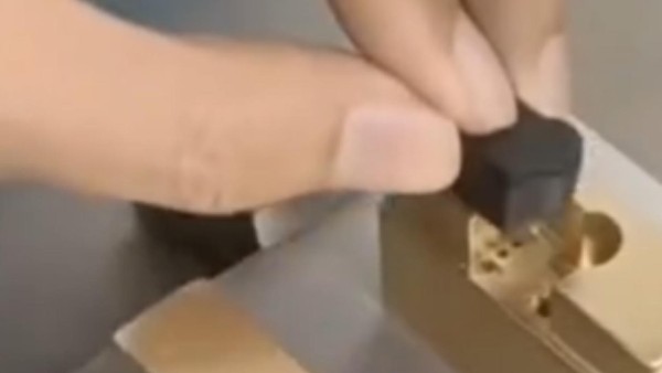 ABS电子元器件-封面