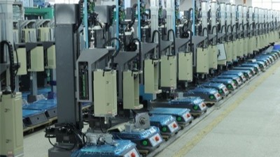 芜湖汽车智造升级：灵科超声波焊接机技术如何破解零部件焊接新挑战？