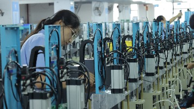 东莞超声波焊接机在<i style='color:red'>玩具焊接</i>加工中的应用