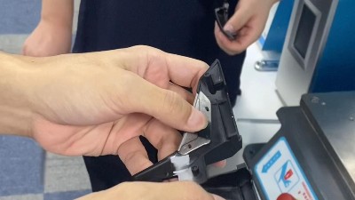 超声波焊接机在头盔配件<i style='color:red'>焊接应用案例</i>