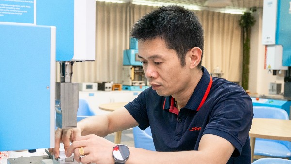 如何破解多种焊接难题？ 三大<i style='color:red'>品牌</i>给出精准方案