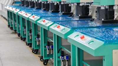 长江超声波焊接机焊接时间不稳定？灵科超声波团队四步解决！